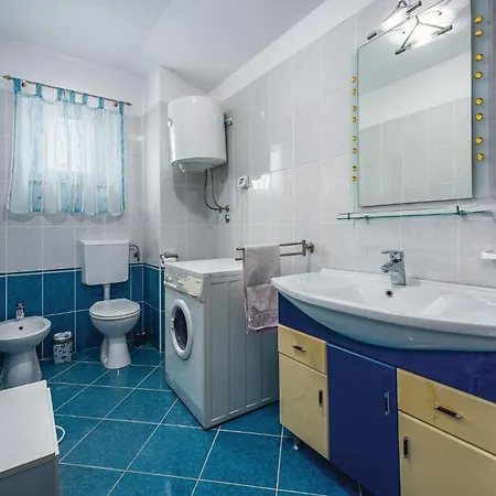 Three-bedroom In Hébergement de vacances Nedeščina